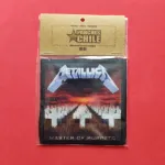 Empaque con el parche de Metallica Master of Puppets