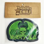 Vista Frontal del Parche Bordado con el diseño de Overkill Bat 