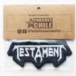 Vista Frontal del Parche Bordado con el diseño de Testament 